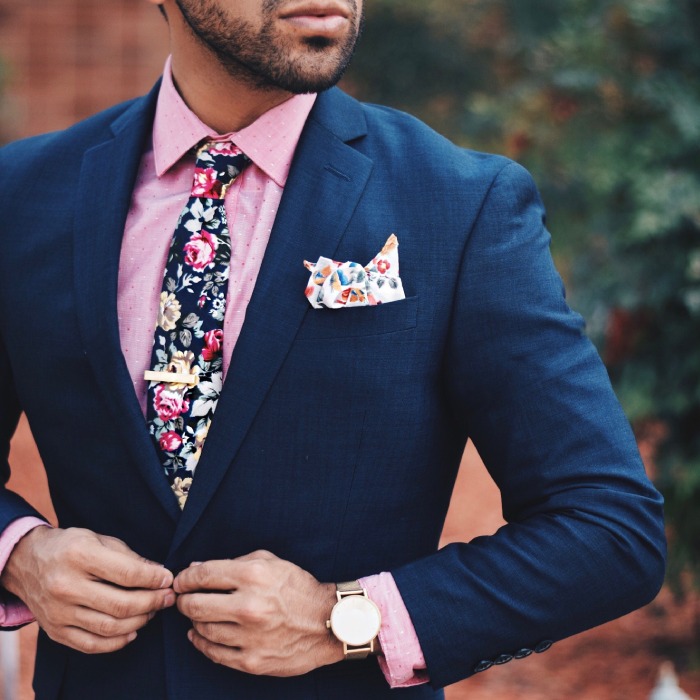 Go Floral For This Fall Wedding