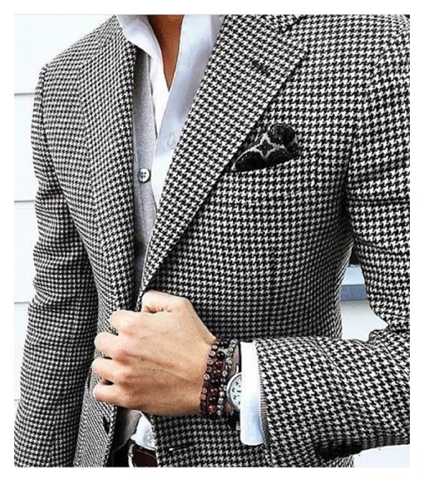 Houndstooths Pattern Perfect For Semi-formal Look