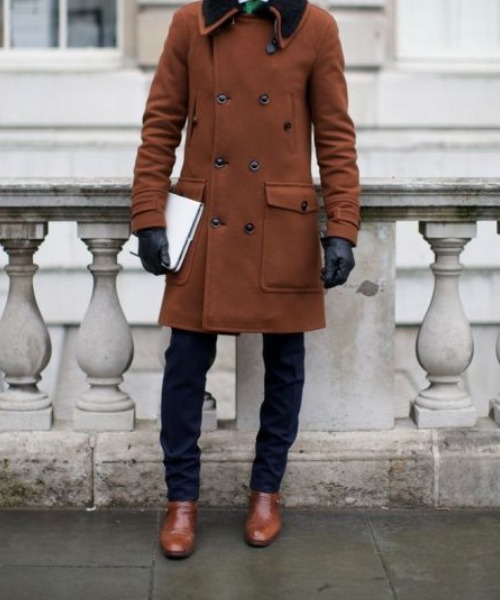 Masculine With This Fur Collar Coat
