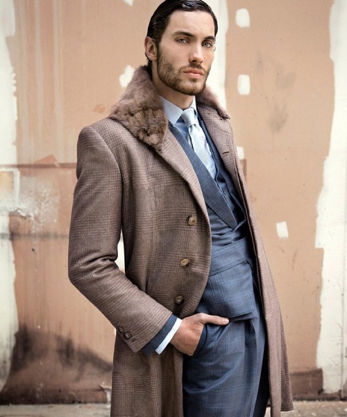 Fur Coat With A Navy Plaid Suit Is A Great Team Up For This Wednesday