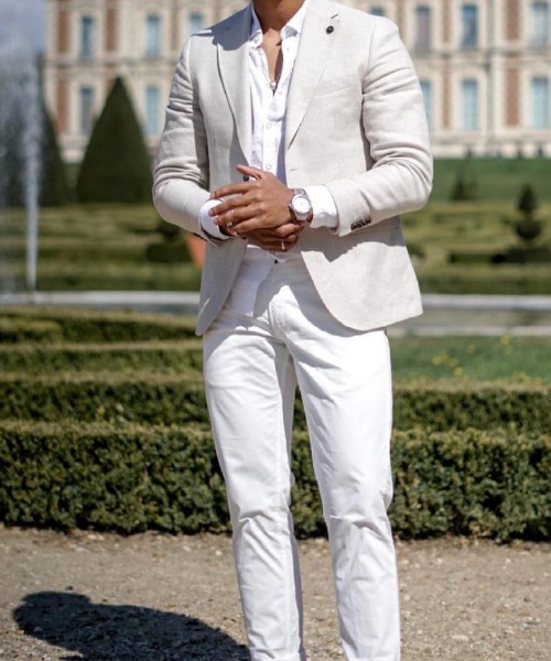 Time To Go All White For Your Big Day