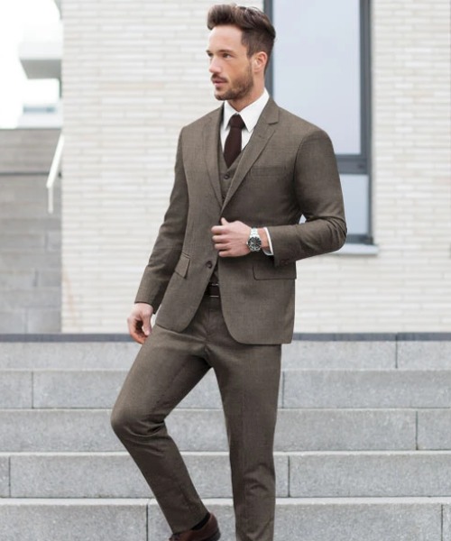 A Stellar Brown Suit To Hit This Week With A Momentum
