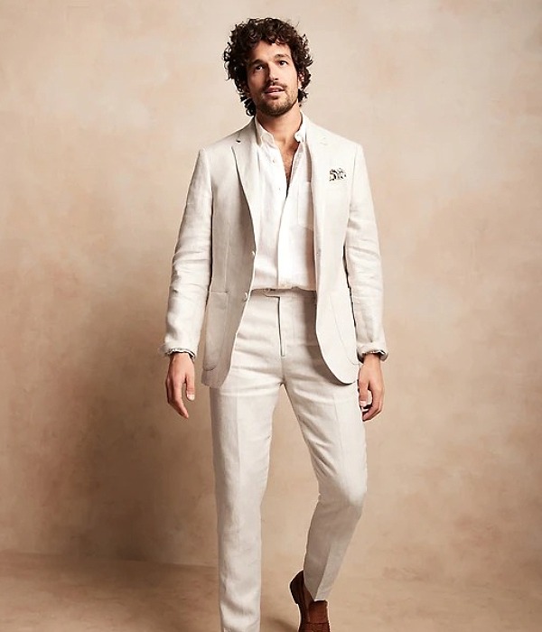 WHY SHOULD YOU CONSIDER LINEN SUITS FOR SUMMER?