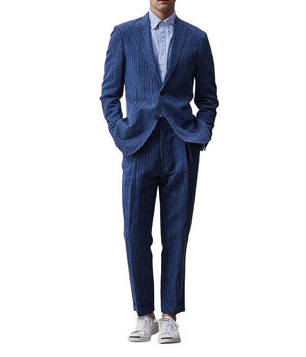 It's Friday, Dare To Try New By Opting This Saggy Jacket