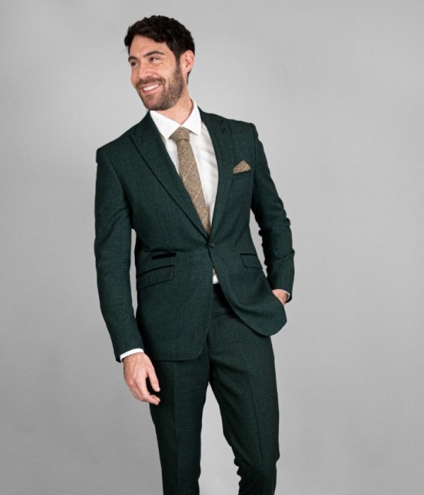 A Super Slim Fit Suit To Keep You Comfortable During The Week
