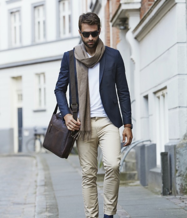 This Lightweight Sports Blazer Is Perfect For A Fall Friday