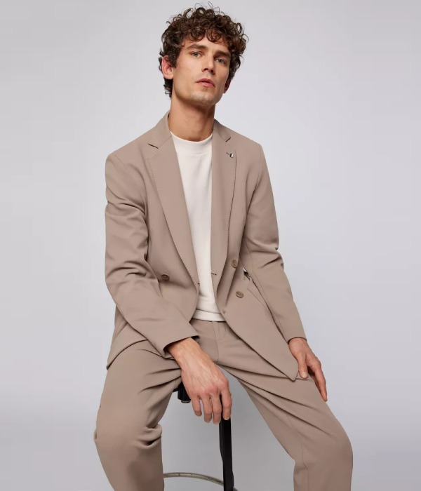 This Oversized Blazer Is A Great Choice For A Semiformal Wednesday