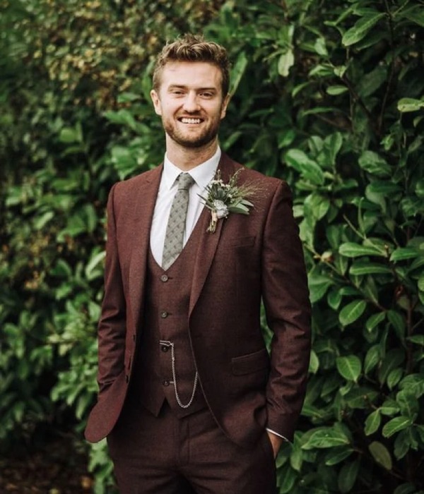 Fall Wedding Attire For Men: A Perfect Guide to Groom, Best Man
