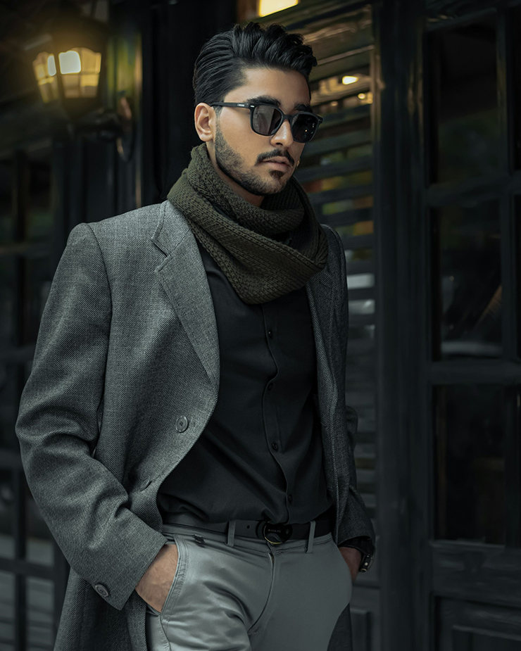 A timeless winter casual suit in gray and black!