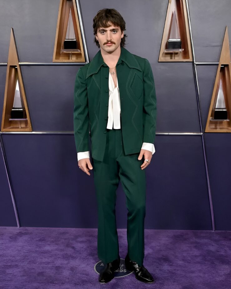 Benson Boone at the AMA this year!