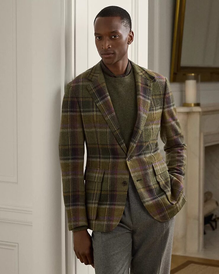 The forest green layers for the handsome you!